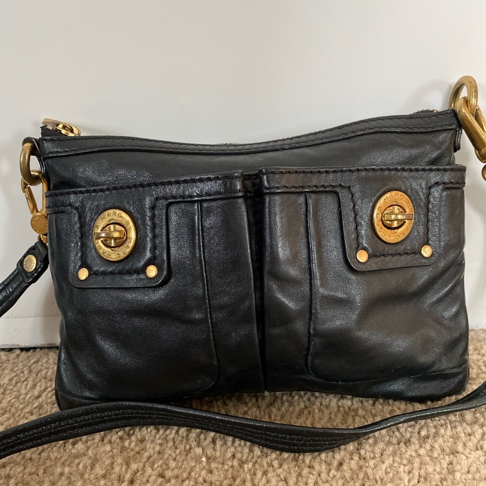 Marc by Marc Jacobs genuine leather turn lock crossbody bag in jet black